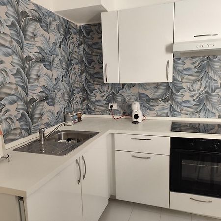 La Casa Di Anna, In Palazzina Liberty Fronte Parco Apartment Bordighera Ngoại thất bức ảnh