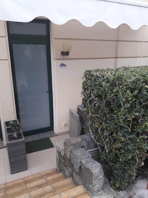La Casa Di Anna, In Palazzina Liberty Fronte Parco Apartment Bordighera Ngoại thất bức ảnh